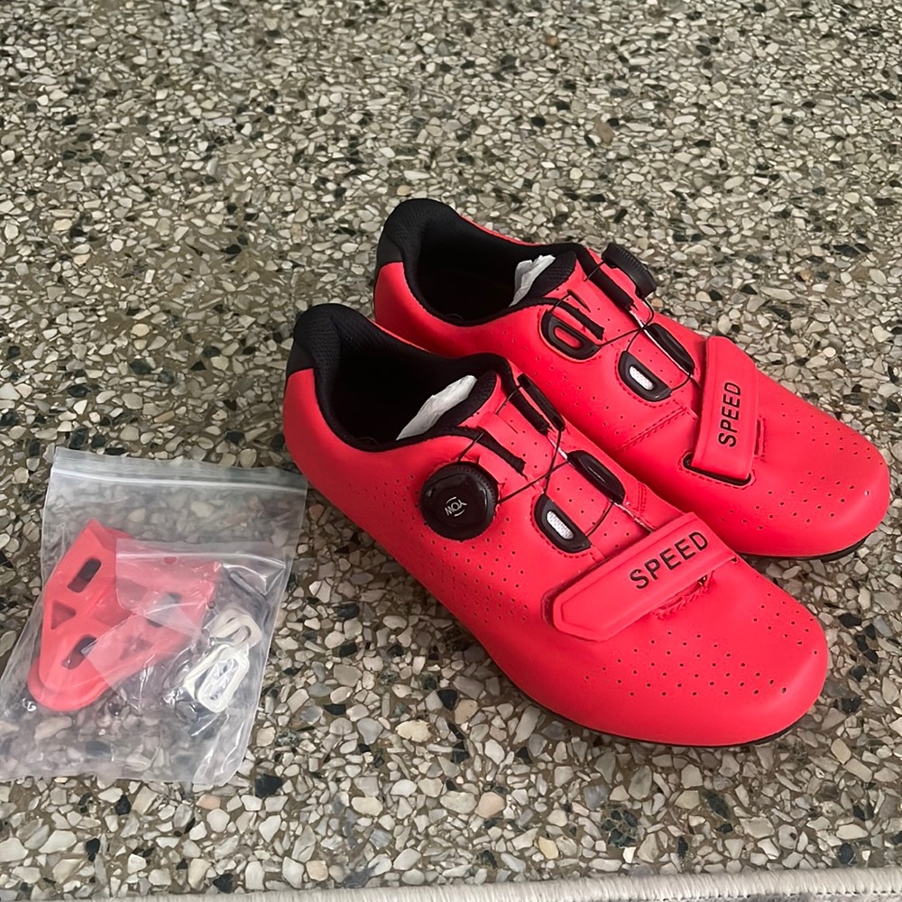 SPEED Cycling Shoes - Brand New SZ 38, Red/Black color